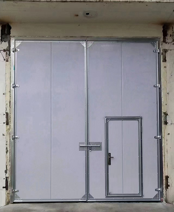 临渭工业平开门