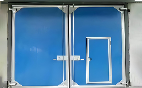 临渭工业平开门