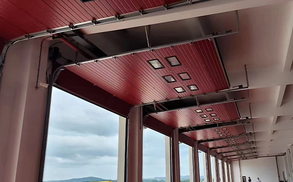 临渭工业翻板门