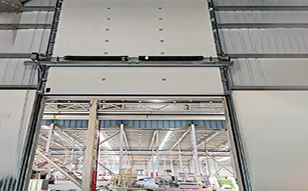 临渭工业提升门