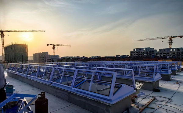 消防临渭排烟窗工作原理