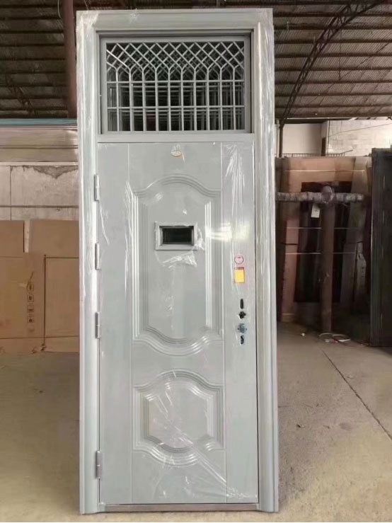 临渭学校教室门 临渭学校教室门