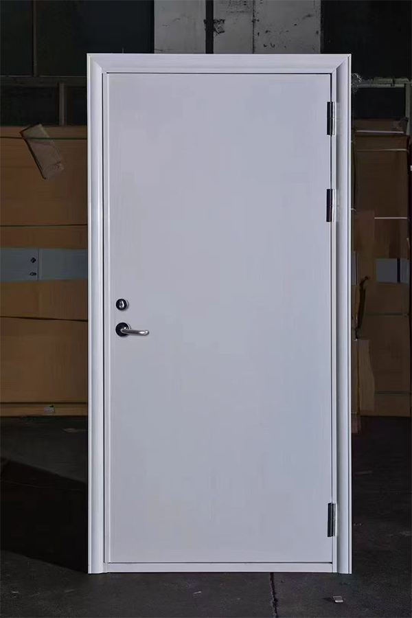 社区活动中心加装临渭防火门保障居民安全 社区活动中心加装临渭防火门保障居民安全